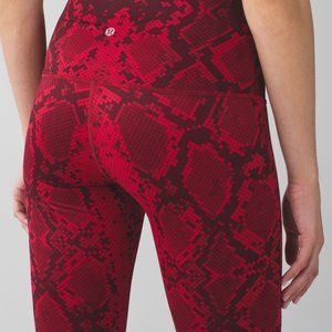 Lululemon snakeskin leggings size 6